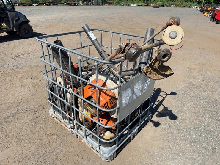 quantity-of-assorted-2-cycle-equipment-image-1