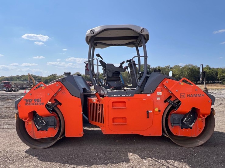 2021-hamm-hd+9i-vo-smooth-double-drum-roller-image-5