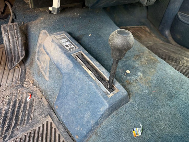 1989-chevrolet-1500-image-19