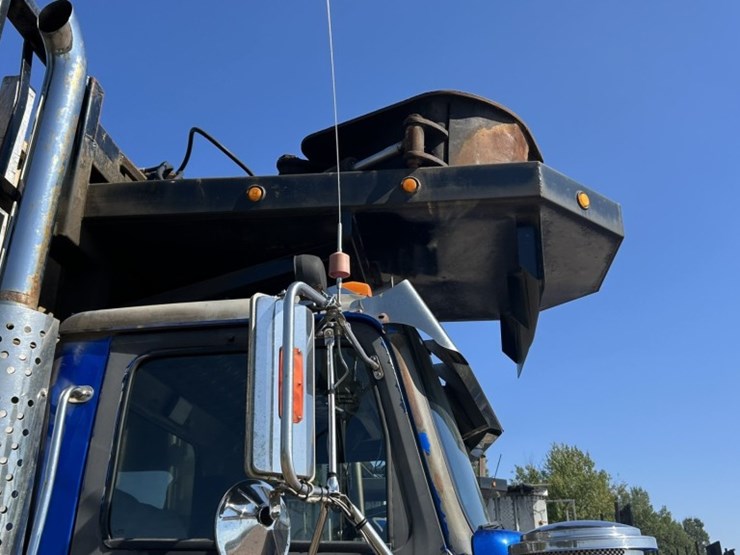 #1753-•-2005-western-star-tri-axle-storm-cleanup-truck-image-57