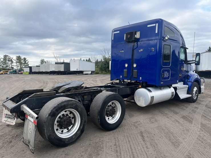 2020-kenworth-t680-image-5