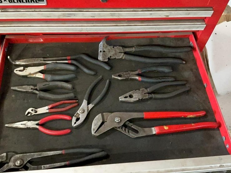 #105-•-us-general-tool-chest-and-assorted-tools-image-34