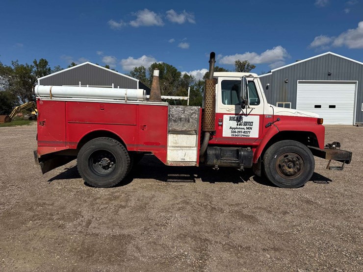 1986-international-s1700-image-8