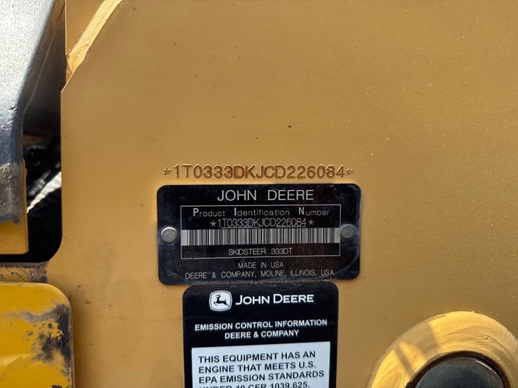 2012-deere-333d-image-18