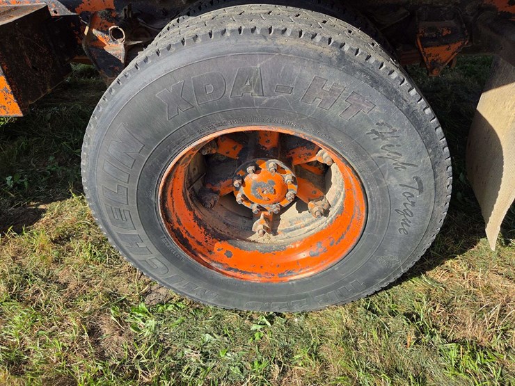 ford-l9000-image-10