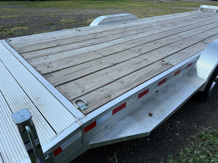 2023-wolverine-26'-aluminum-trailer,-(2)-7,000lb-axles,-(2)-7,000lb-ramps,-wood-floor,-235/80r16-tir-image-7