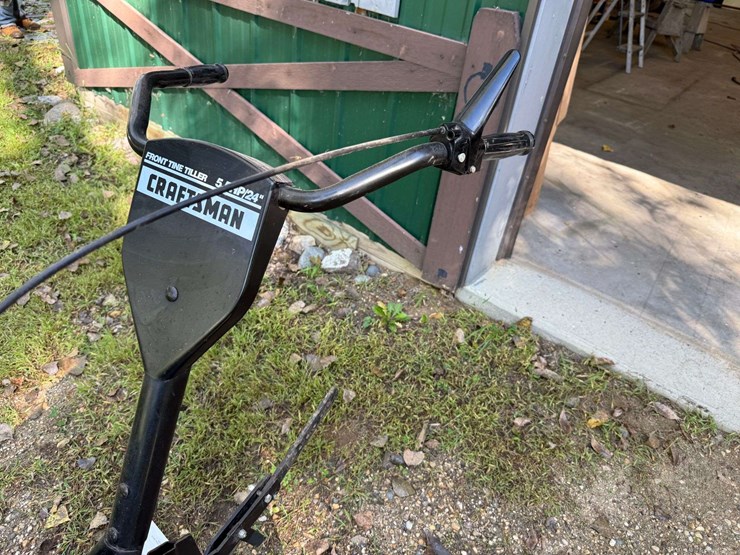 craftsman-24”-front-tine-tiller,-5.5-hp-motor-image-4