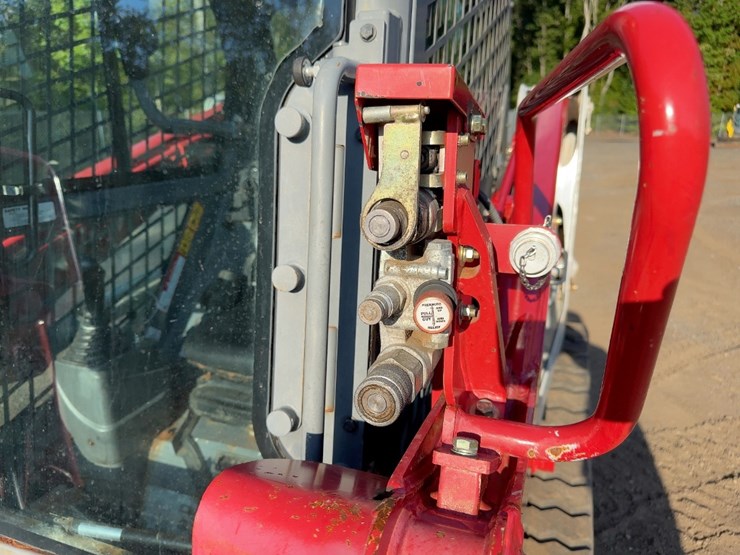 2019-takeuchi-tl6r-image-10