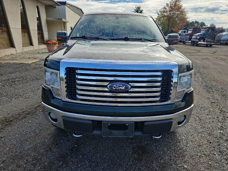 2012-ford-f150-xlt-image-2