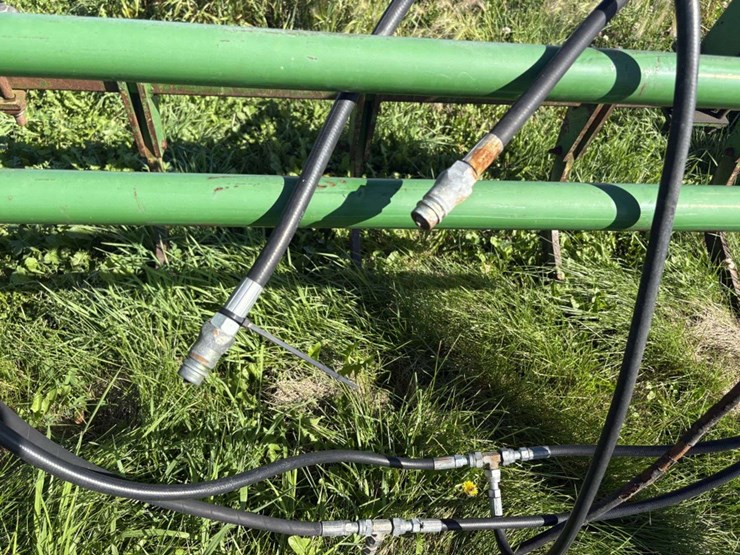 john-deere-746-image-7