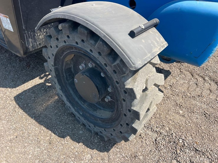 2019-genie-gth5519-image-14