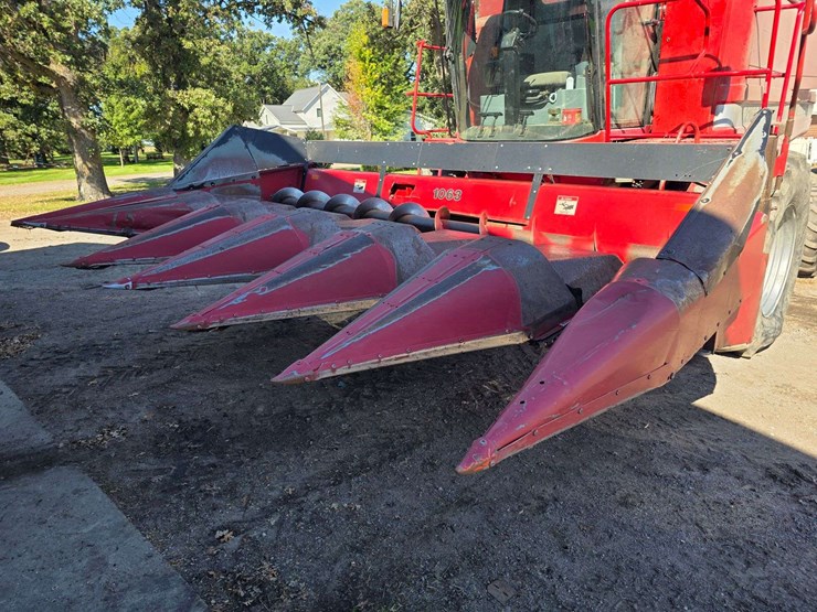 case-ih-1063-image-9