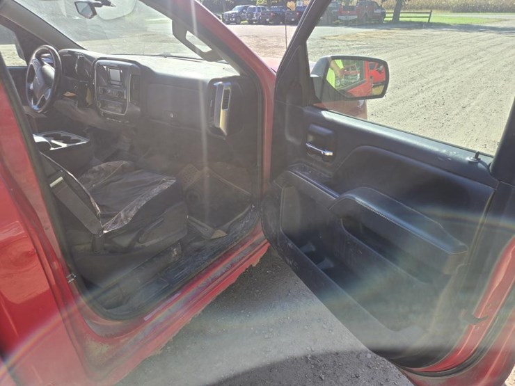 2014-chevrolet-silverado-1500-image-24