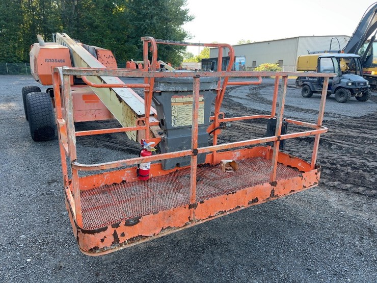 2015-jlg-600s-image-8