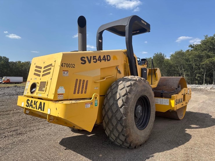 sakai-sv544-smooth-drum-roller-image-6
