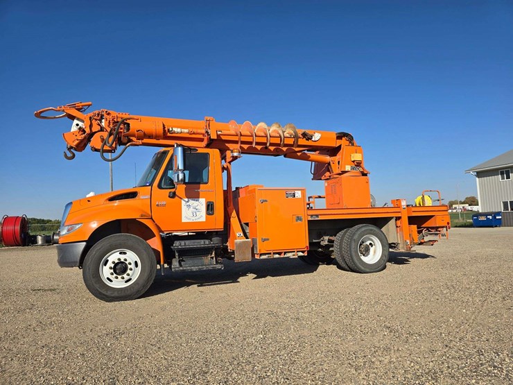 2006-international-durastar-4400-image-23
