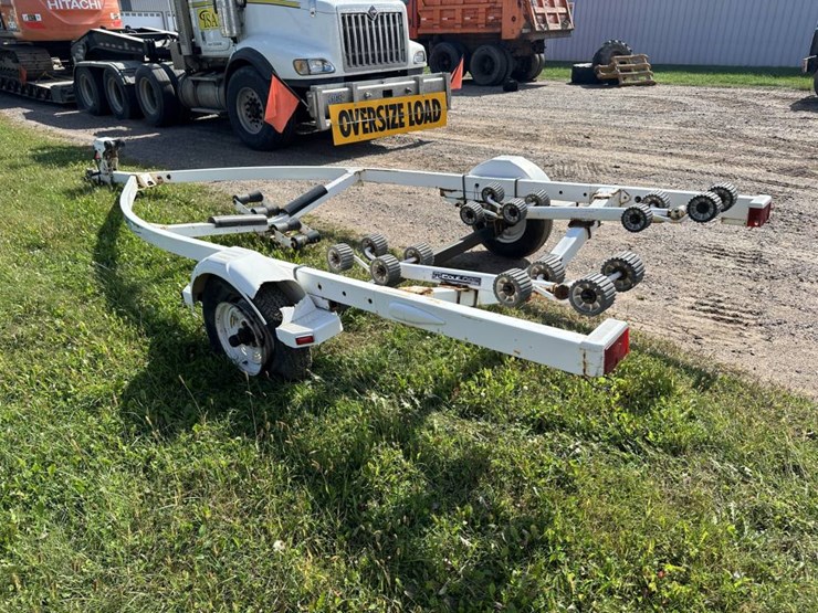 #1410-•-shorelander-boat-trailer-image-3