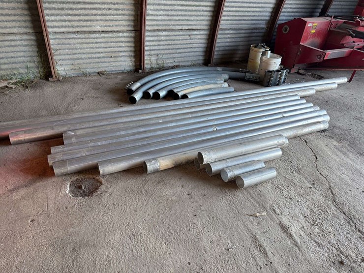 4”-aluminum-air-system-tubing,-approx-100’,-assortment-of-steel-angle-pipes-and-connectors-image-1