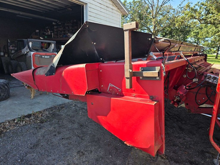 case-ih-1063-image-17