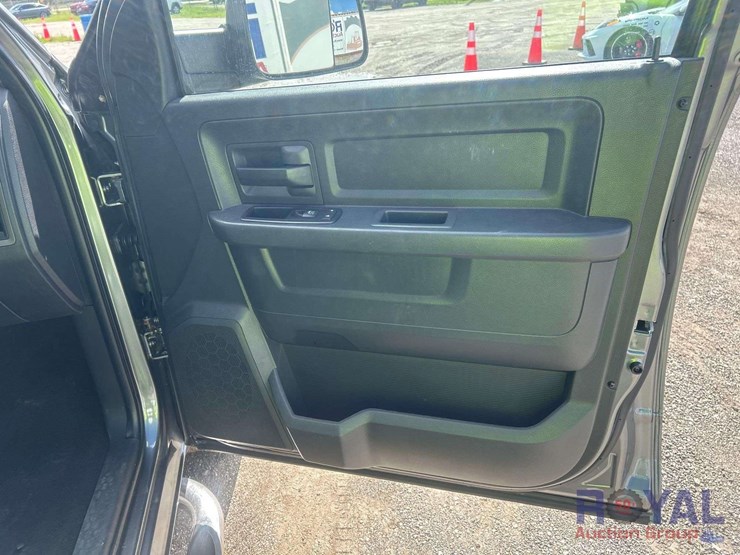 2012-dodge-ram-1500-image-25