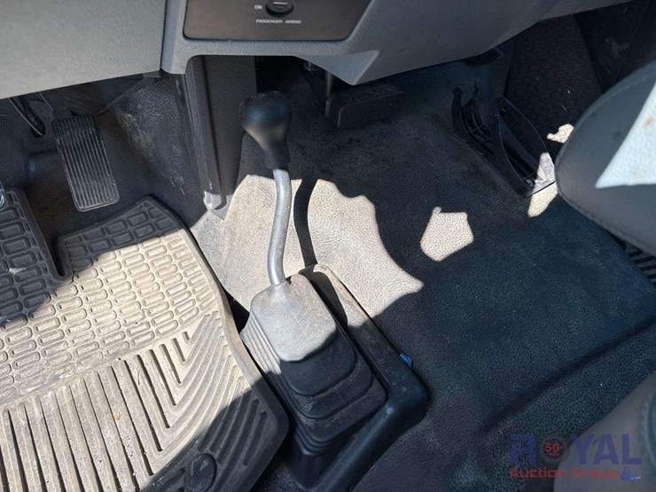 2015-ford-f350-image-16