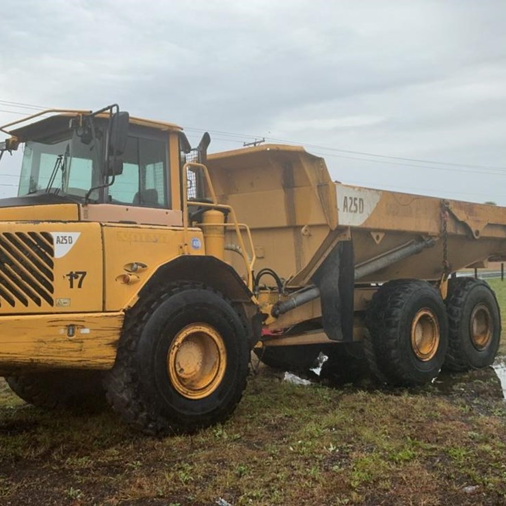 2006 VOLVO A25D