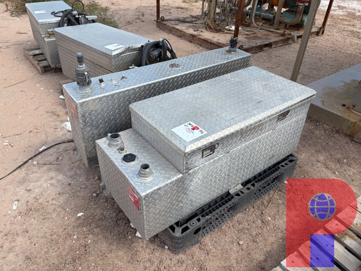 rds-51-gallon-fuel-transfer-tank/toolbox-combo-&-rds-45-gallon-transfer-tank-image-1