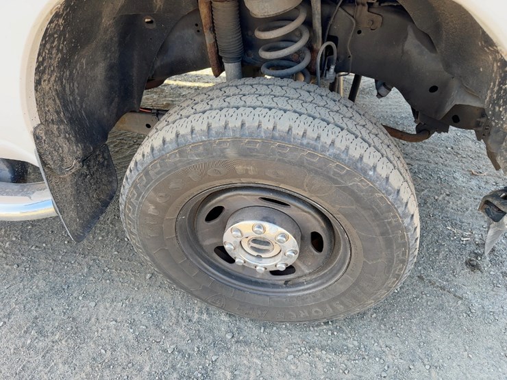 2012-ford-f350-xl-image-8