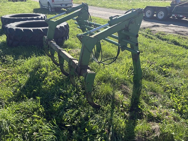 john-deere-746-image-2