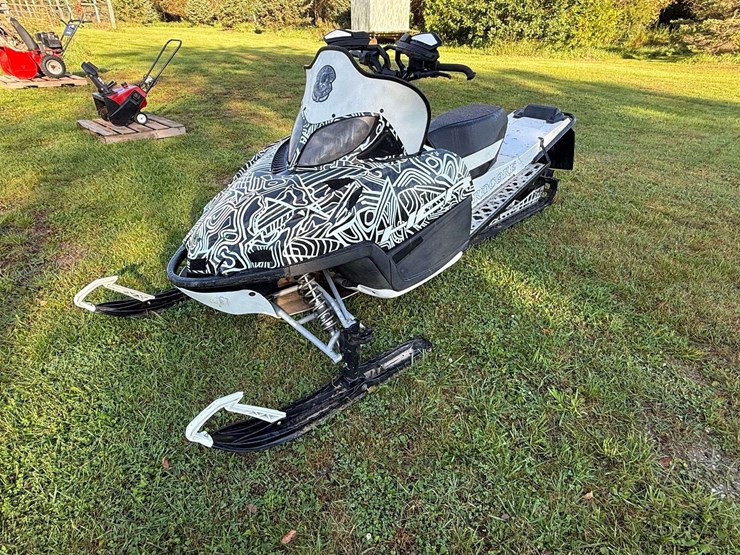 2010-arctic-cat-hrc-hardcore,-3,927-miles,-low-beam-headlights-do-not-work-and-has-a-code-for-exhaus-image-1