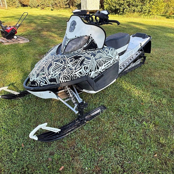 2010 Arctic Cat HRC Hardcore, 3,927 Miles, Low Beam Headlights Do Not Work and Has a Code for Exhaus