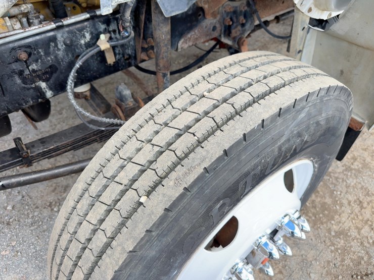 2003-ford-f650xl-image-9
