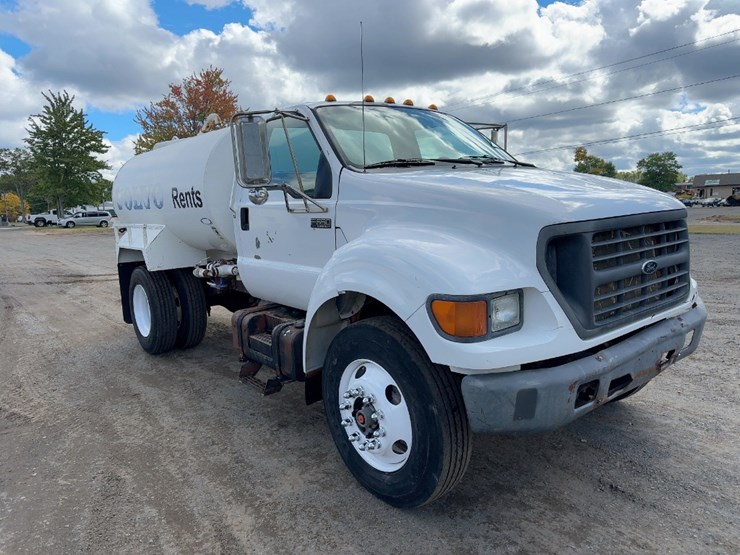 2003-ford-f650xl-image-7