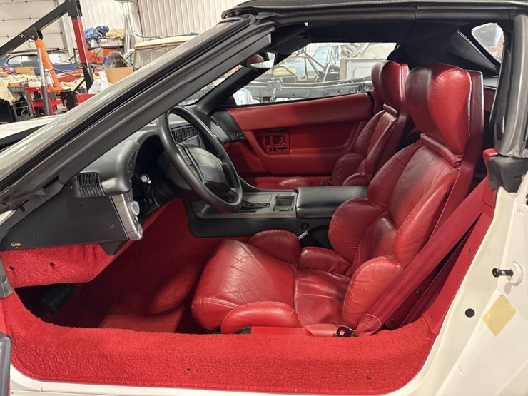 #1399-•-1990-chevrolet-corvette-convertible-car-image-37