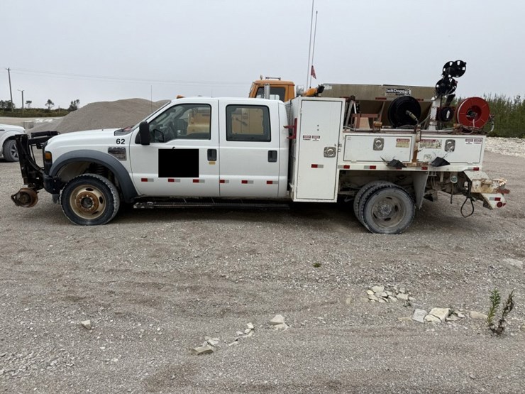 2008-ford-f550-image-2