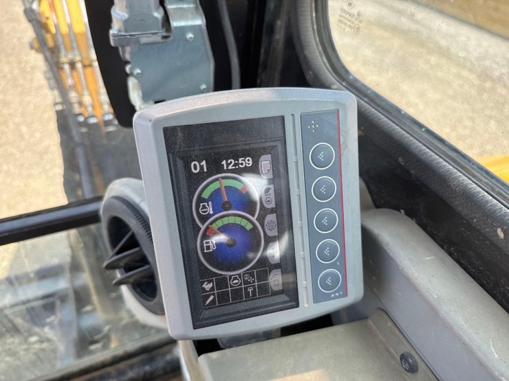 2014-caterpillar-303.5e-cr-image-32