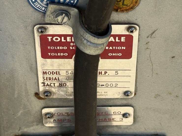 toledo-commercial-meat-grinder,-220v.-this-item-is-located-in-south-dakota,-therefore-south-dakota-s-image-8