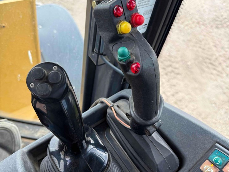 deere-624k-image-33