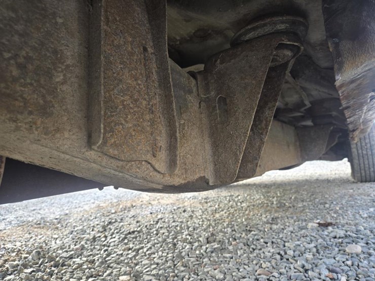 2015-chevrolet-2500-image-24