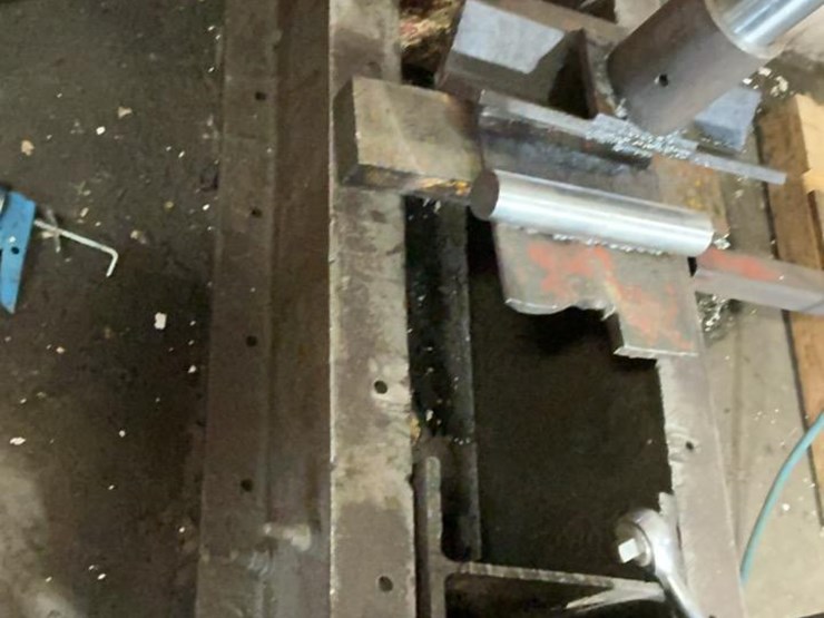 #116-•-40-ton-shop-press-image-16