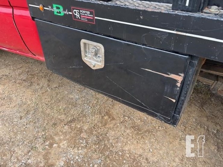 2006-chevrolet-3500hd-image-9