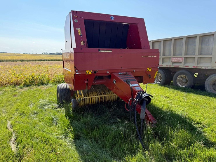 new-holland-688-image-7