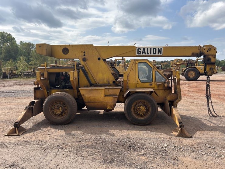 #1800-•-galion-2-stage-crane-truck-image-6