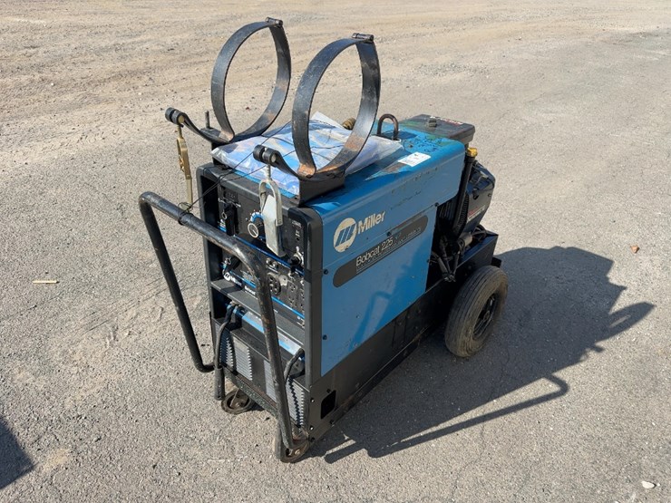miller-bobcat-225g-image-1