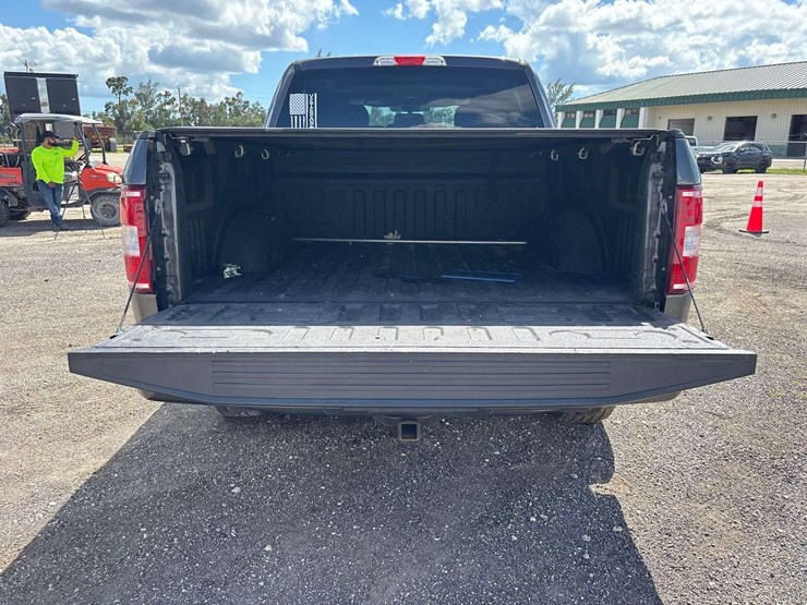 2020-ford-f150-image-18