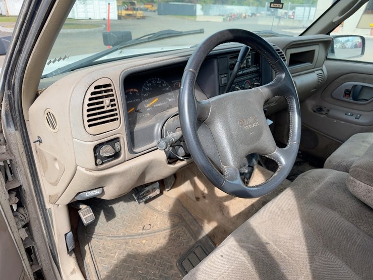 2000-gmc-sierra-2500-image-21