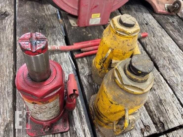 (3)-20-ton-bottle-jacks-image-2