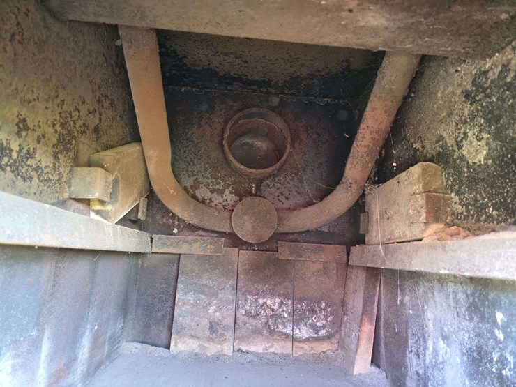 all-nighter-wood-stove,-brick-lined,-model:-big-s-image-5