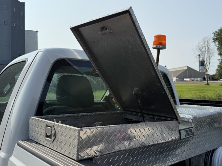 2013-ford-f350-image-46
