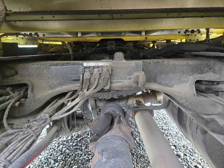 2019-peterbilt-579-image-34